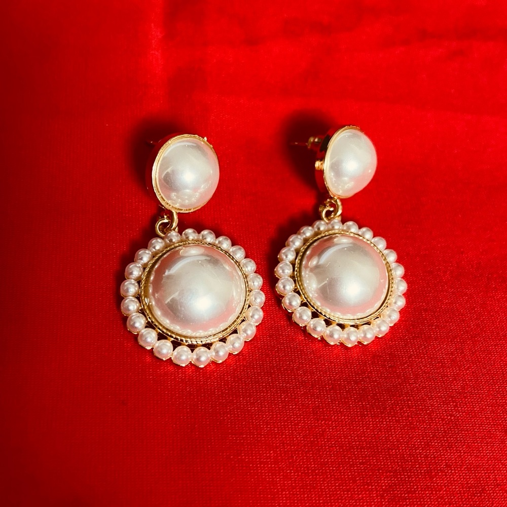 Earrings - Picture 4 of 5